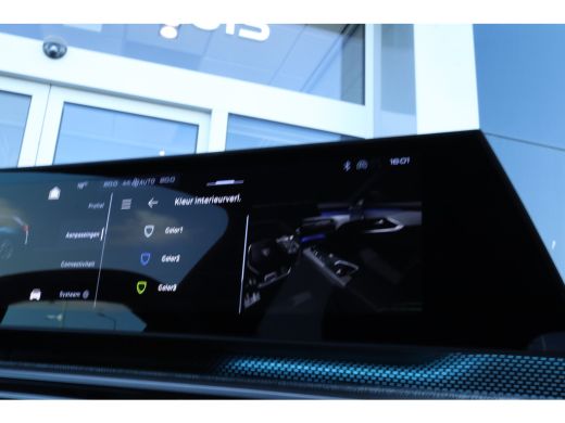 Peugeot 5008 GT | Adaptieve cruise control met Stop&Go functie | LED 3D-achterlichten | Pack Safety Plus ActivLease financial lease