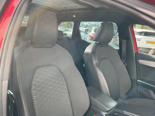 Seat Leon Sportstourer 1.4 TSI 259pk eHybrid PHEV FR Pano.dak Stoelverw. Plug-in ActivLease financial lease