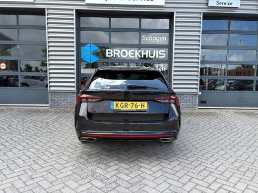 Skoda Octavia Combi 1.4 TSI 245 pk RS iV PHEV Business 6-DSG | Heads-up | Elektrische geheugen stoel | Achterui... ActivLease financial lease