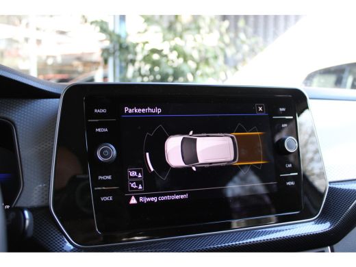 Volkswagen T-Cross TSI 115PK LIFE EDITION CARPLAY/PDC/IQ-DRIVEQ fabrieksgarantie ActivLease financial lease