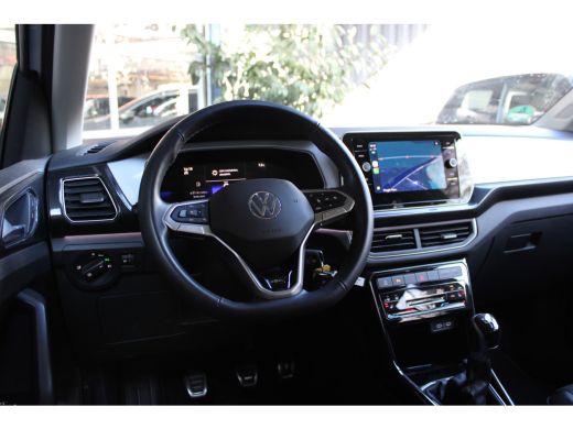 Volkswagen T-Cross TSI 115PK LIFE EDITION CARPLAY/PDC/IQ-DRIVEQ fabrieksgarantie ActivLease financial lease