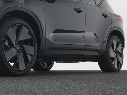 Volvo  EX40 Single Extended Plus Black Edition Europa 82 kWh | Panoramadak | Harman/Kardon | Elek stoelen | C... ActivLease financial lease
