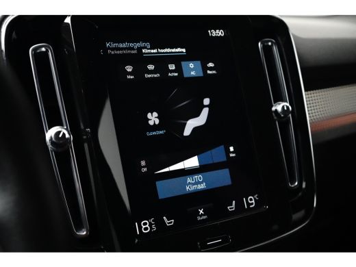 Volvo  XC40 1.5 T5 Recharge R-Design 262pk | Pano | Stoelverwarming | Camera | Apple Carplay ActivLease financial lease