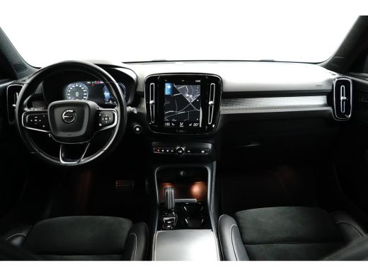 Volvo  XC40 1.5 T5 Recharge R-Design 262pk | Pano | Stoelverwarming | Camera | Apple Carplay ActivLease financial lease