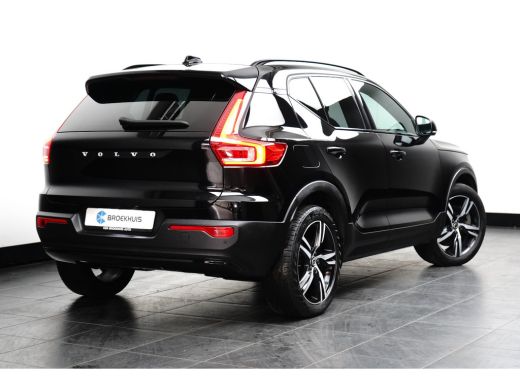 Volvo  XC40 1.5 T5 Recharge R-Design 262pk | Pano | Stoelverwarming | Camera | Apple Carplay ActivLease financial lease