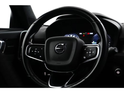 Volvo  XC40 1.5 T5 Recharge R-Design 262pk | Pano | Stoelverwarming | Camera | Apple Carplay ActivLease financial lease