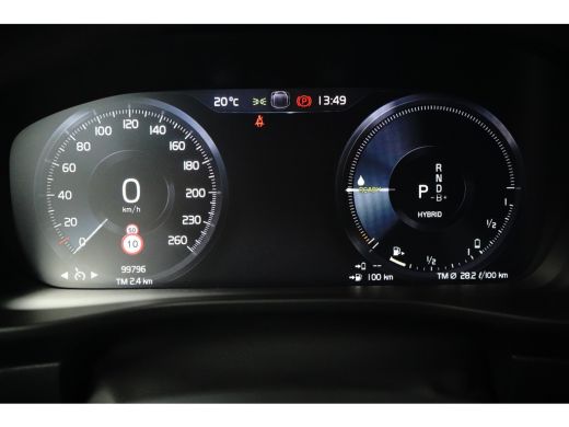 Volvo  XC40 1.5 T5 Recharge R-Design 262pk | Pano | Stoelverwarming | Camera | Apple Carplay ActivLease financial lease
