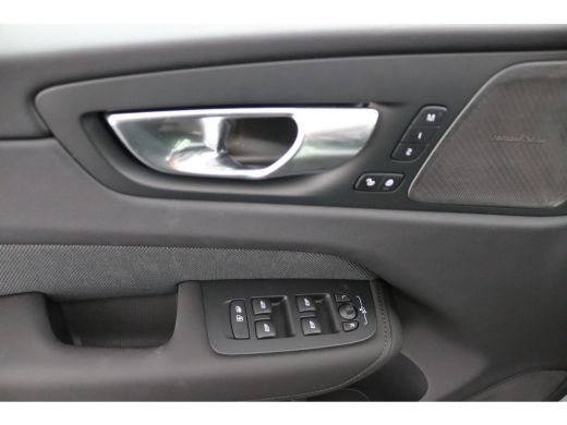 Volvo  XC60 T6 Plug-in hybrid AWD Plus Black Edition | Panoramadak | 360 Camera | Head-up Display | Harman Ka... ActivLease financial lease