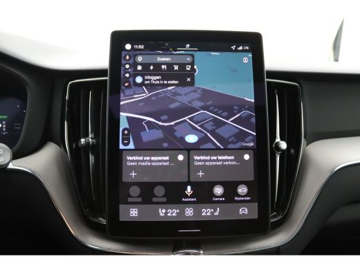 Volvo  XC60 T6 Plug-in hybrid AWD Plus Black Edition | Panoramadak | 360 Camera | Head-up Display | Harman Ka... ActivLease financial lease