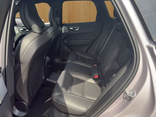 Volvo  XC60 T6 Ultra Dark Recharge Plug-In Hybrid AWD ActivLease financial lease