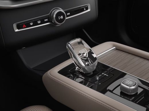 Volvo  XC90 T8 406PK AWD Ultra Dark Executive B&W | 22" | Luchtvering | Massage/ventilatie | Gelam. glas ActivLease financial lease