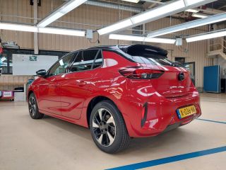 Opel Corsa-e GS 50 kWh 3 Fase | Navigatie | Achteruitrijcamera | Dodehoek-Detectie | Warmtepomp | !!