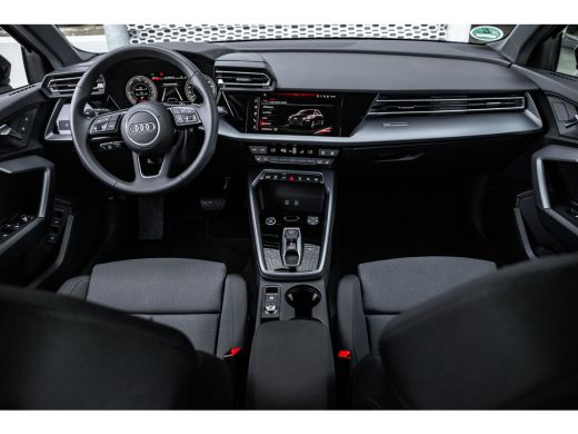 Audi A3 allstreet TFSI e 150 kW | Stoelverwarming | Achtertuirijcamera | ACC | ActivLease financial lease
