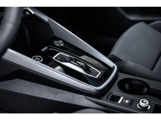Audi A3 allstreet TFSI e 150 kW | Stoelverwarming | Achtertuirijcamera | ACC | ActivLease financial lease