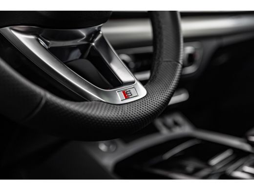 Audi Q5 Sportback 55 TFSI e S edition | Panoramadak | Trekhaak | Bang & Olufsen | HUD | ActivLease financial lease