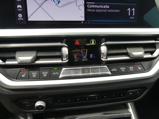 BMW 3 Serie 330e High Executive | M SPORT | TREKHAAK | ADAPTIVE CRUISE | CAMERA | DODEHOEKDETECTIE | PARKEERS... ActivLease financial lease