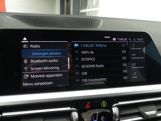 BMW 3 Serie 330e High Executive | M SPORT | TREKHAAK | ADAPTIVE CRUISE | CAMERA | DODEHOEKDETECTIE | PARKEERS... ActivLease financial lease