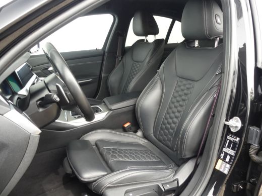 BMW 3 Serie 330e High Executive | M SPORT | TREKHAAK | ADAPTIVE CRUISE | CAMERA | DODEHOEKDETECTIE | PARKEERS... ActivLease financial lease