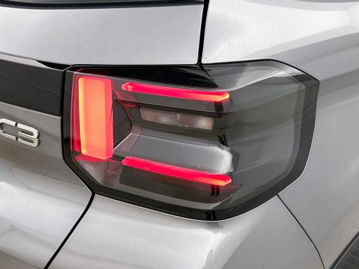 Citroën &euml;-C3 Max 113pk 44 kWh TWO-TONE | CAMERA | CARPLAY & NAVI | LED ActivLease financial lease