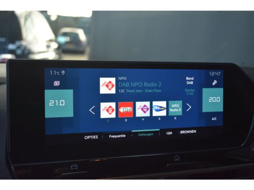 Citroën &euml;-C4 Feel 50 kWh 3 Fase | Navigatie | Keyless-Entry | Achteruitrijcamera | Climate Control | Full-LED ... ActivLease financial lease