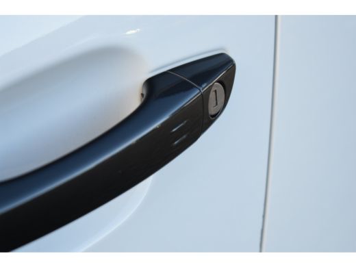 Citroën &euml;-C4 Feel 50 kWh 3 Fase | Navigatie | Keyless-Entry | Achteruitrijcamera | Climate Control | Full-LED ... ActivLease financial lease
