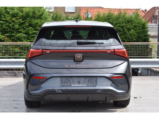 CUPRA Born Impulse 62KWH | ACC | Apple Carplay & Android Auto | Cupra Connect | Climate Control | Sportonder... ActivLease financial lease