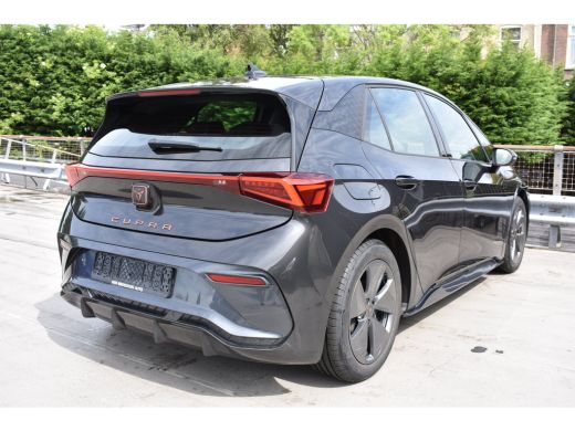CUPRA Born Impulse 62KWH | ACC | Apple Carplay & Android Auto | Cupra Connect | Climate Control | Sportonder... ActivLease financial lease