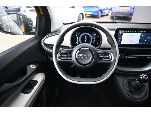 Fiat 500 1.0 Hybrid La Prima Demo-Deal! | Navigatie | JBL | Panoramadak | Stoelverwarming | Leder | !! ActivLease financial lease