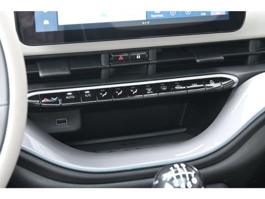 Fiat 500 1.0 Hybrid La Prima Demo-Deal! | Navigatie | JBL | Panoramadak | Stoelverwarming | Leder | !! ActivLease financial lease