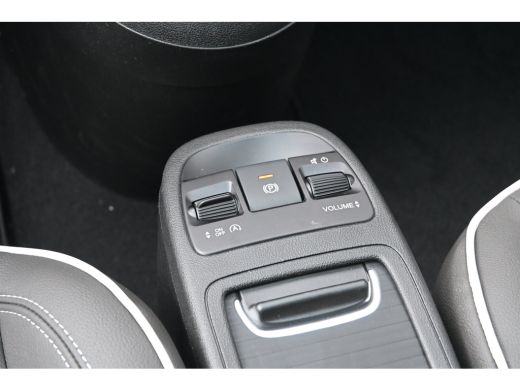 Fiat 500 1.0 Hybrid La Prima Demo-Deal! | Navigatie | JBL | Panoramadak | Stoelverwarming | Leder | !! ActivLease financial lease