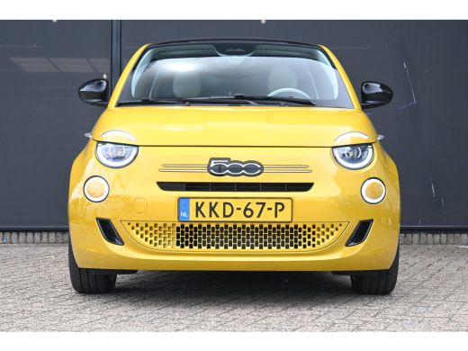 Fiat 500 1.0 Hybrid La Prima Demo-Deal! | Navigatie | JBL | Panoramadak | Stoelverwarming | Leder | !! ActivLease financial lease