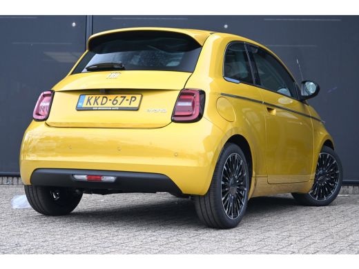 Fiat 500 1.0 Hybrid La Prima Demo-Deal! | Navigatie | JBL | Panoramadak | Stoelverwarming | Leder | !! ActivLease financial lease
