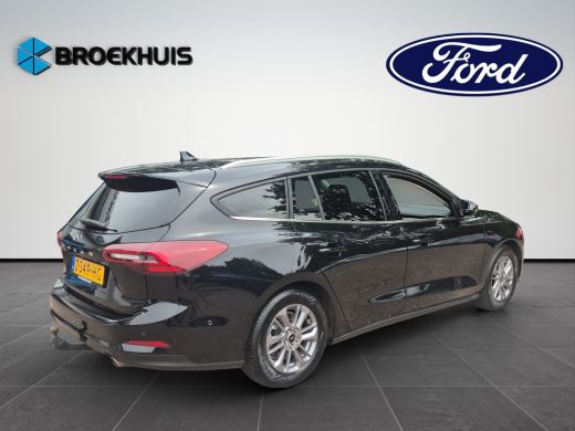 Ford Focus 1.0 EcoBoost Hybrid Titanium 155pk | Elekt. Trekhaak | Winterpack | Adaptive Cruise | Dodehoek De... ActivLease financial lease