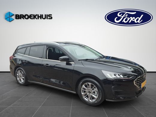 Ford Focus 1.0 EcoBoost Hybrid Titanium 155pk | Elekt. Trekhaak | Winterpack | Adaptive Cruise | Dodehoek De... ActivLease financial lease