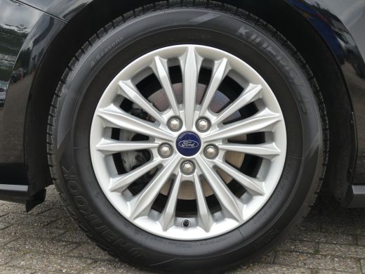 Ford Focus 1.0 EcoBoost Titanium Business | PARKEERSENSOREN V+A | LMV 16" | APPLE CARPLAY / ANDRIOD AUTO | N... ActivLease financial lease