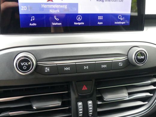 Ford Focus 1.0 EcoBoost Titanium Business | PARKEERSENSOREN V+A | LMV 16" | APPLE CARPLAY / ANDRIOD AUTO | N... ActivLease financial lease