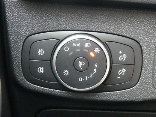 Ford Focus 1.0 EcoBoost Titanium Business | PARKEERSENSOREN V+A | LMV 16" | APPLE CARPLAY / ANDRIOD AUTO | N... ActivLease financial lease