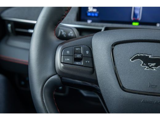 Ford Mustang Mach-E Mach-E Extended RWD 98 kWh | Panoramadak | Elektrische stoelen | 360 camera | Automatische klep ActivLease financial lease