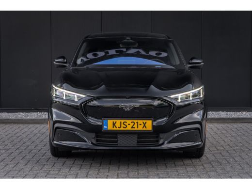 Ford Mustang Mach-E Mach-E Extended RWD 98 kWh | Panoramadak | Elektrische stoelen | 360 camera | Automatische klep ActivLease financial lease