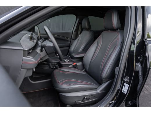 Ford Mustang Mach-E Mach-E Extended RWD 98 kWh | Panoramadak | Elektrische stoelen | 360 camera | Automatische klep ActivLease financial lease