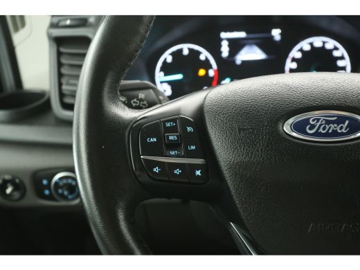 Ford Transit 2.0 TDCI L2H2 | Airco | Cruise | Camera | 3 Zits | Carplay | Parkeersens. ActivLease financial lease