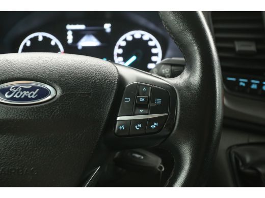 Ford Transit 2.0 TDCI L2H2 | Airco | Cruise | Camera | 3 Zits | Carplay | Parkeersens. ActivLease financial lease
