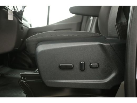 Ford Transit 2.0 TDCI L2H2 | Airco | Cruise | Camera | 3 Zits | Carplay | Parkeersens. ActivLease financial lease