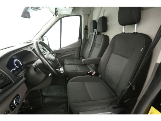 Ford Transit 2.0 TDCI L2H2 | Airco | Cruise | Camera | 3 Zits | Carplay | Parkeersens. ActivLease financial lease