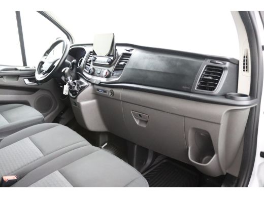 Ford Transit Custom 320 2.0 TDCI L2H1 Trend | Camera | Navigatie | Laadruimte Pakket | Rijstrooksensor | Stoelverwarm... ActivLease financial lease