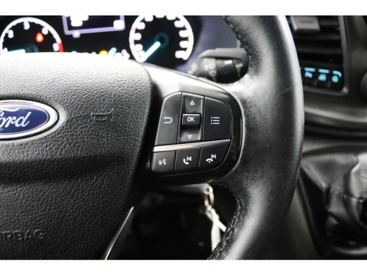Ford Transit Custom 320 2.0 TDCI L2H1 Trend | Camera | Navigatie | Laadruimte Pakket | Rijstrooksensor | Stoelverwarm... ActivLease financial lease