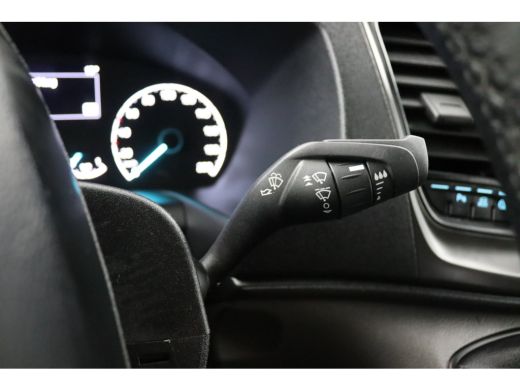 Ford Transit Custom 320 2.0 TDCI L2H1 Trend | Camera | Navigatie | Laadruimte Pakket | Rijstrooksensor | Stoelverwarm... ActivLease financial lease