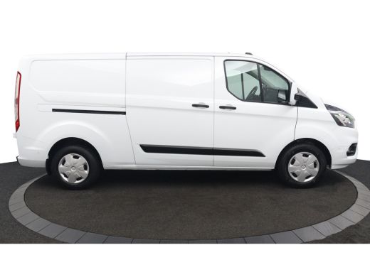 Ford Transit Custom 320 2.0 TDCI L2H1 Trend | Camera | Navigatie | Laadruimte Pakket | Rijstrooksensor | Stoelverwarm... ActivLease financial lease