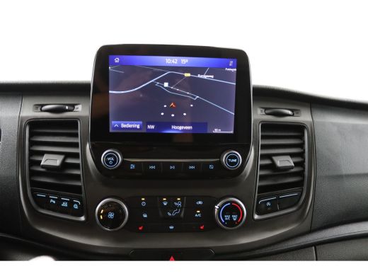 Ford Transit Custom 320 2.0 TDCI L2H1 Trend | Camera | Navigatie | Laadruimte Pakket | Rijstrooksensor | Stoelverwarm... ActivLease financial lease