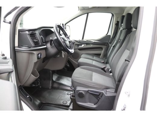Ford Transit Custom 320 2.0 TDCI L2H1 Trend | Camera | Navigatie | Laadruimte Pakket | Rijstrooksensor | Stoelverwarm... ActivLease financial lease